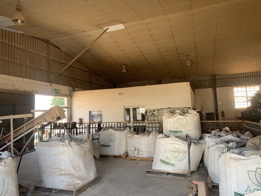 To Let commercial Property for Rent in Dal Josafat Western Cape